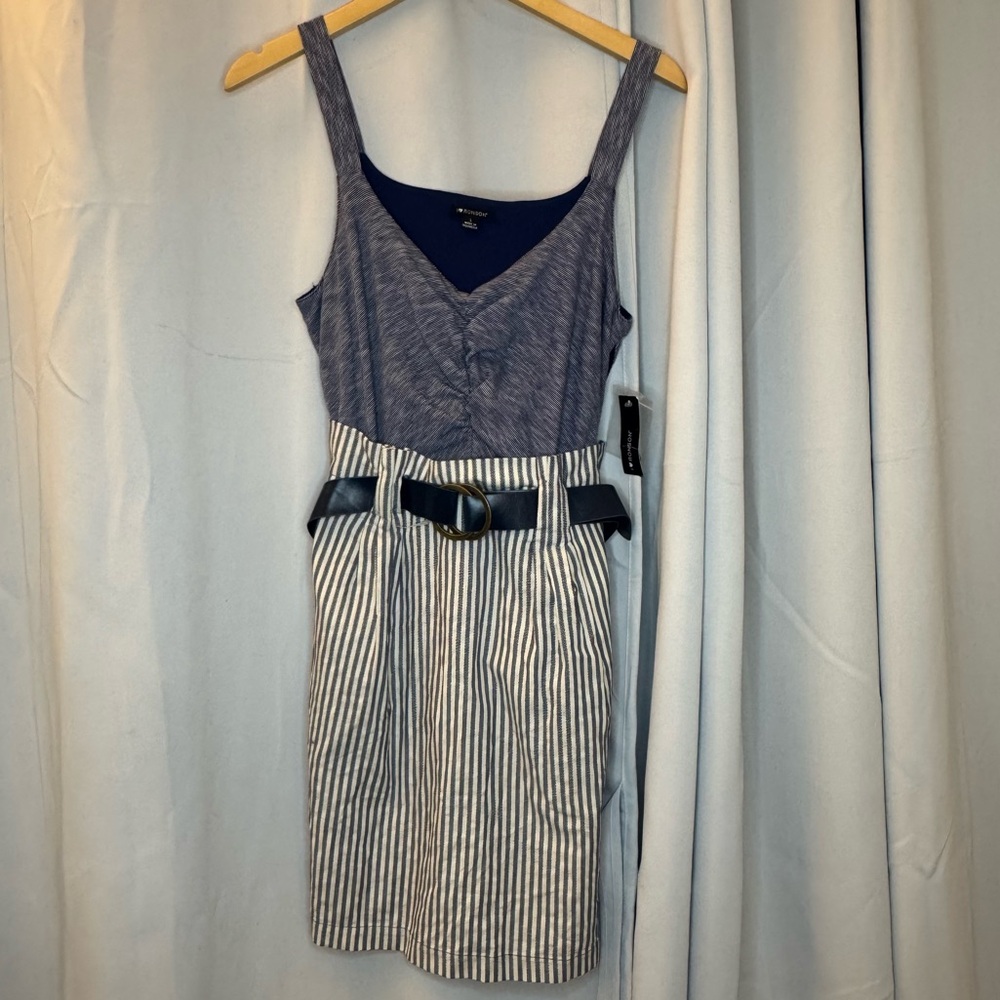 NWT Super Cute 2 Tone dress in pockets and belt I heart‎ Ronson Women’s Size L